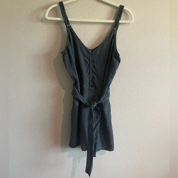 NWT Cloth & Stone Tie-Waist V-Neck Sleeveless Romper Women’s XS Twilight Grey